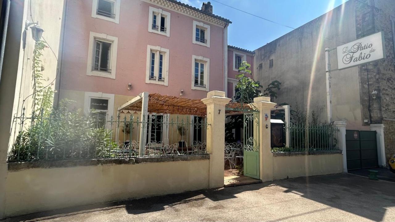 Le Patio De Fabio Hotel Bollene Ngoại thất bức ảnh